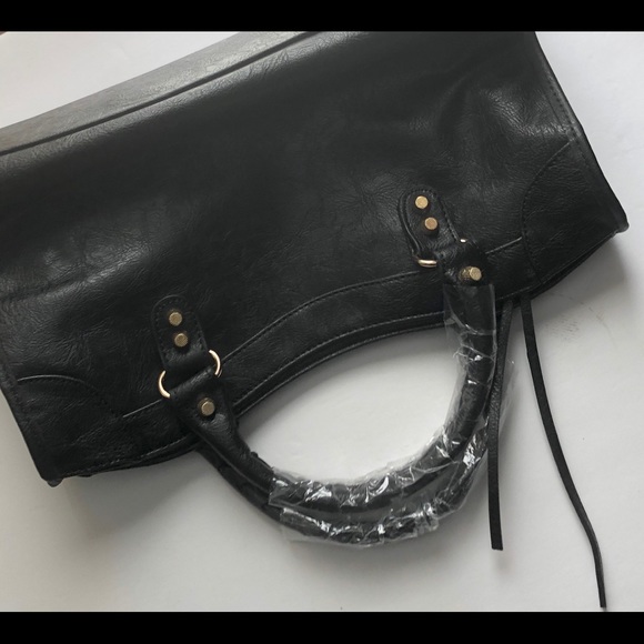 Faux Leather Motorcycle Bag🌹🌹🌹 - Picture 3 of 4